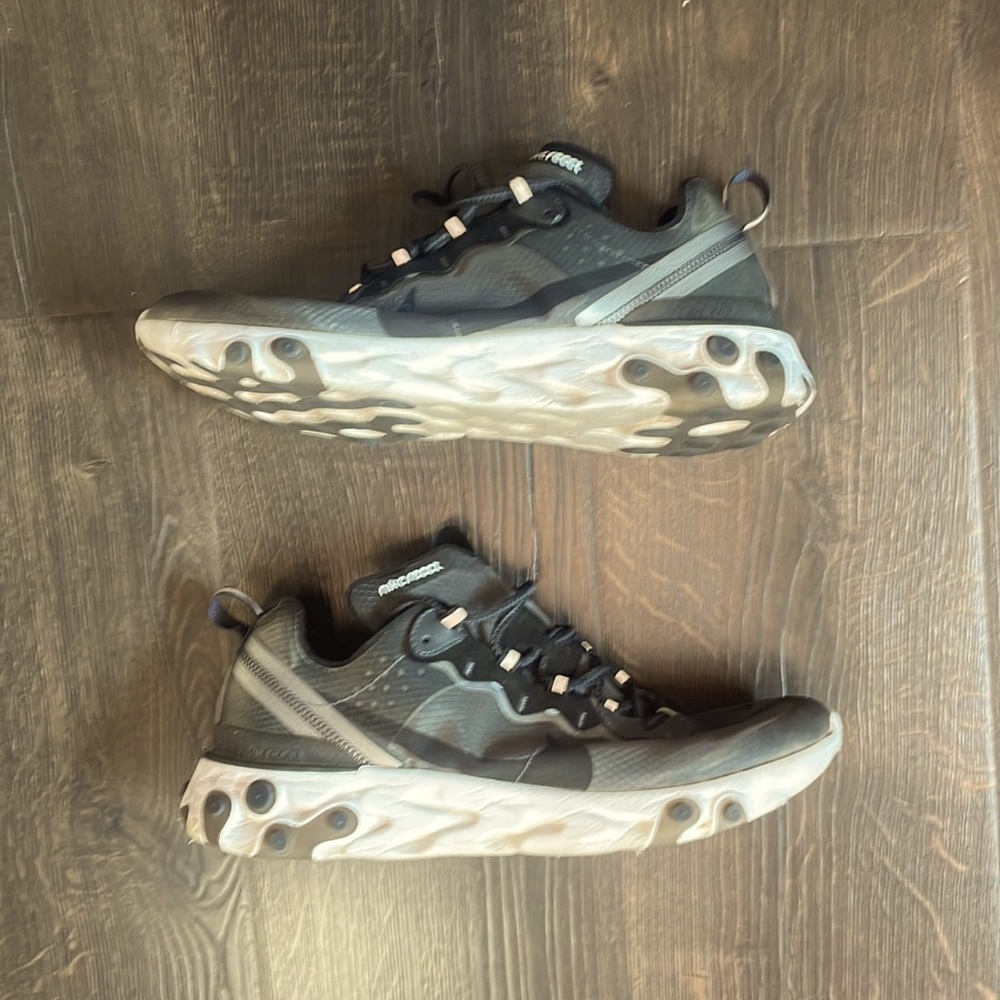Men’s Nike element react 87